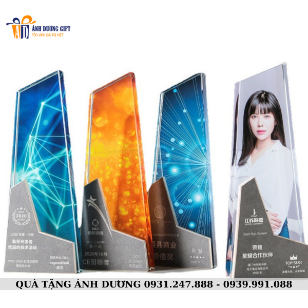 KỶ NIỆM CHƯƠNG PHA LÊ - KNC073